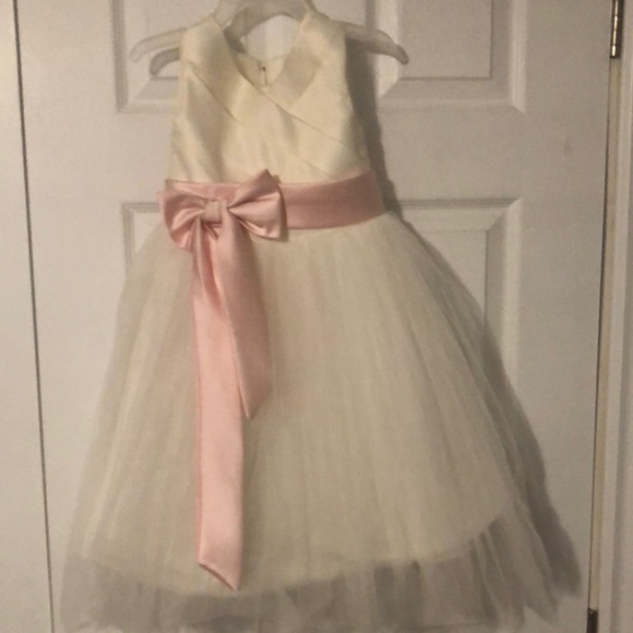 Flower Girl Dress - Picture 1 of 3